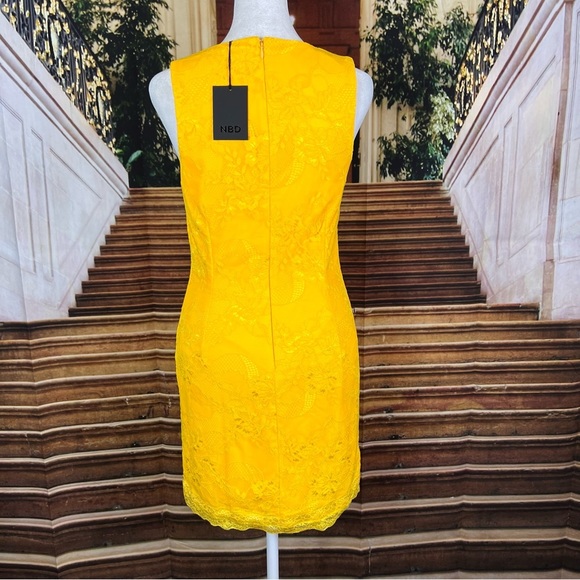 NWT NBD Emery Embroidered Lace Plunging Wired V Neck Mini Dress, Canary - Picture 7 of 11
